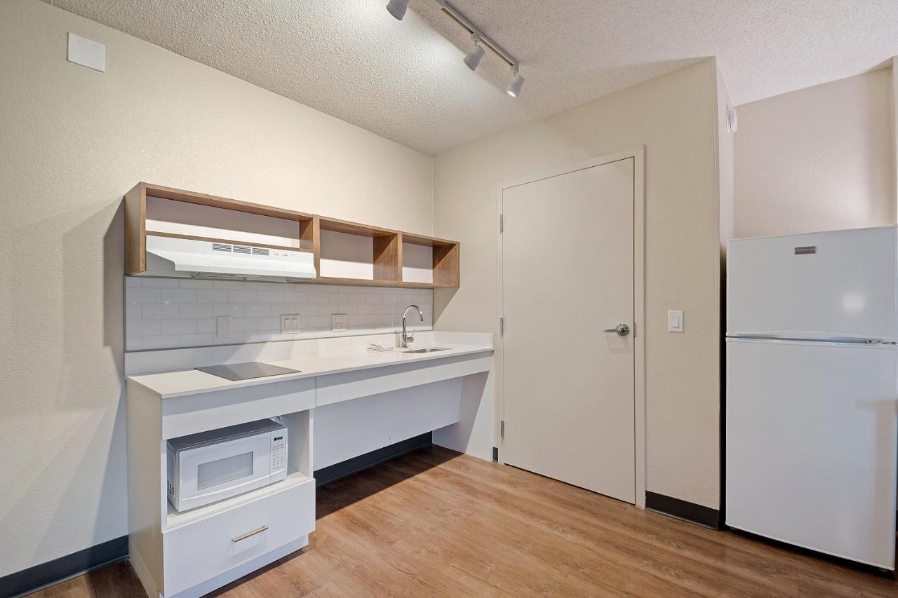 Extended Stay America Suites - Miami - Airport - Blue Lagoon Miami Springs Dış mekan fotoğraf