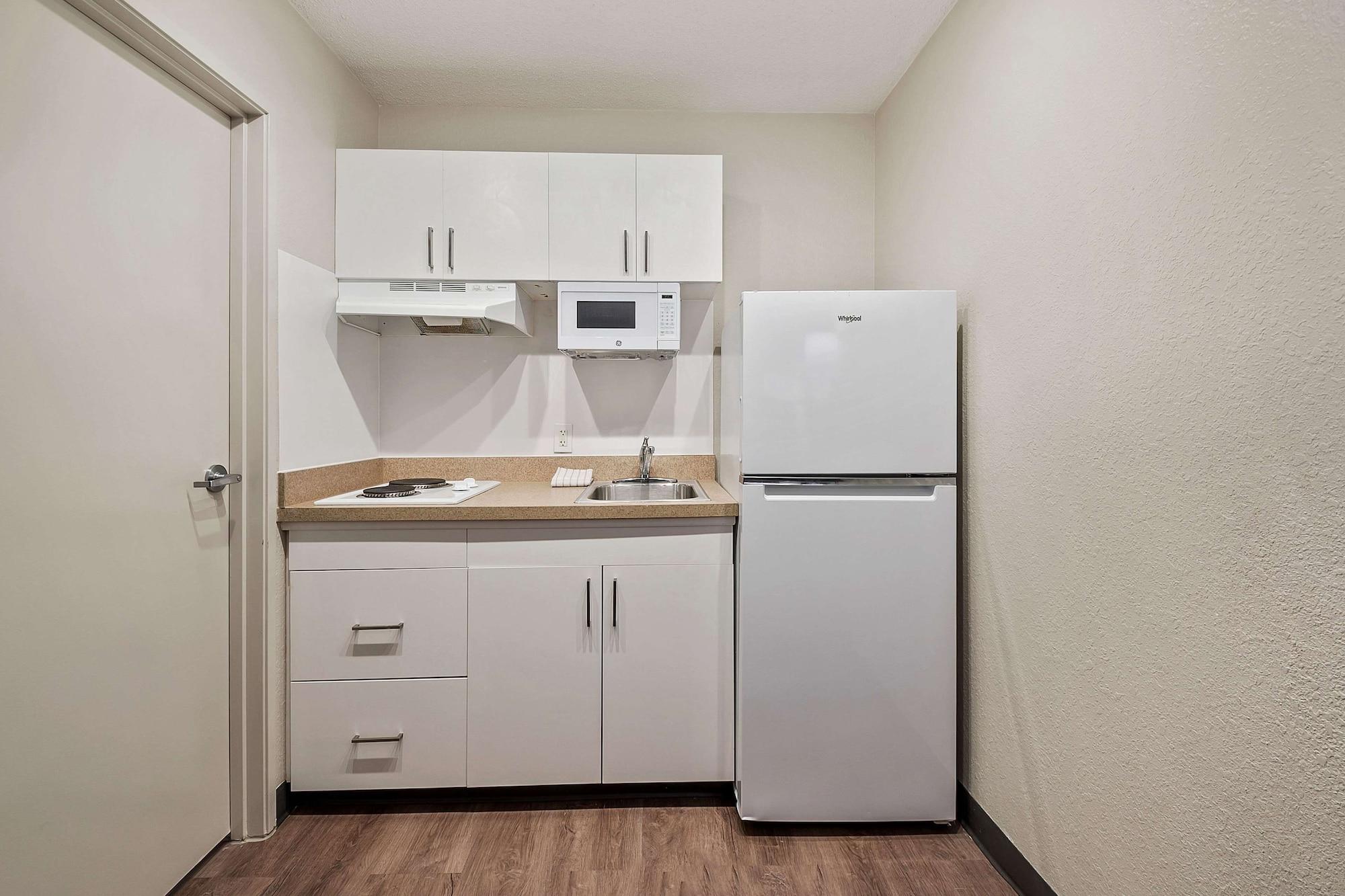 Extended Stay America Suites - Miami - Airport - Blue Lagoon Miami Springs Dış mekan fotoğraf