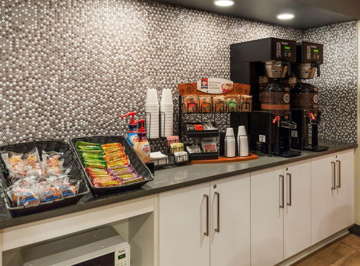 Extended Stay America Suites - Miami - Airport - Blue Lagoon Miami Springs Dış mekan fotoğraf