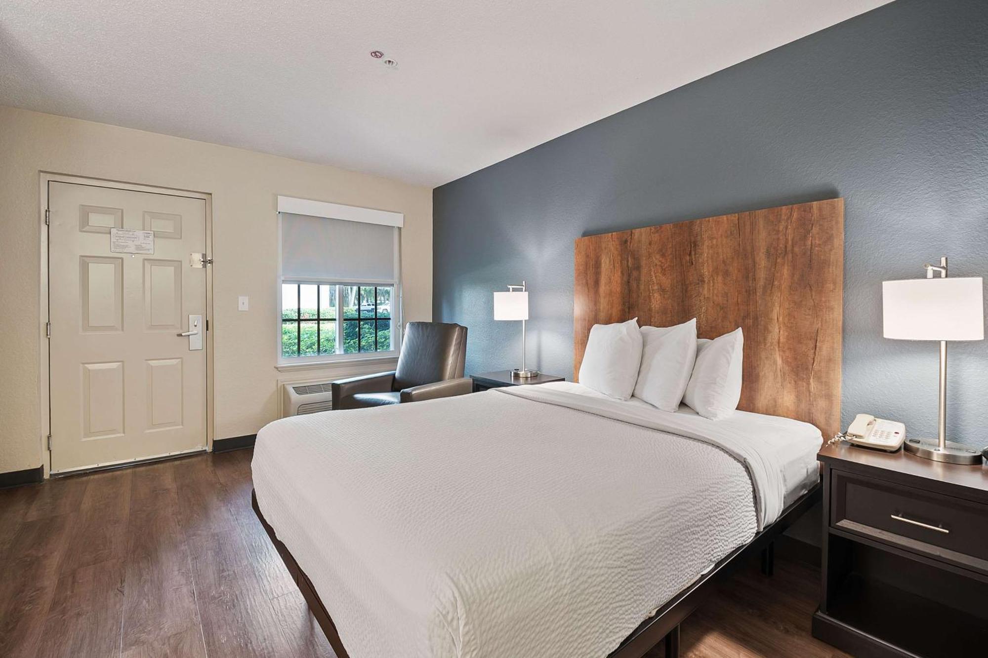 Extended Stay America Suites - Miami - Airport - Blue Lagoon Miami Springs Dış mekan fotoğraf